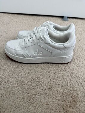 ALO Yoga Women's White Sneakers with Gum Sole